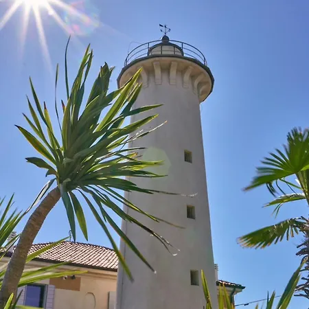 Apartamento Cozy Flat In A Quiet Area Of